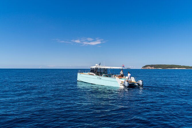 luxury-blue-cave-and-elafiti-islands-small-group-tour