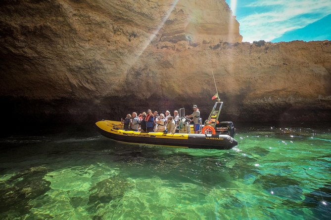 magical-benagil-cave-cruise