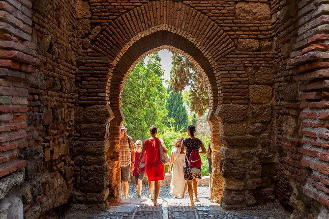 malaga-walking-tour-gibralfaro-alcazaba-catamaran-cruise