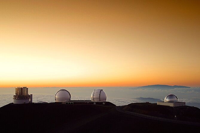 mauna-kea-summit-and-stars-small-group-adventure-tour