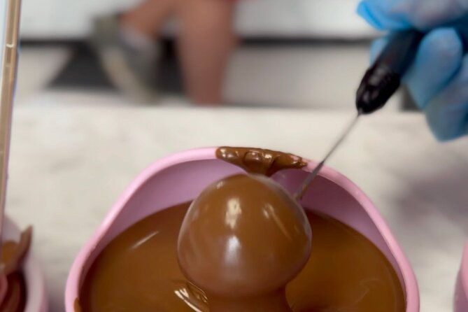 mozart-kugel-workshop-in-chocolate-museum-vienna-bo-yo