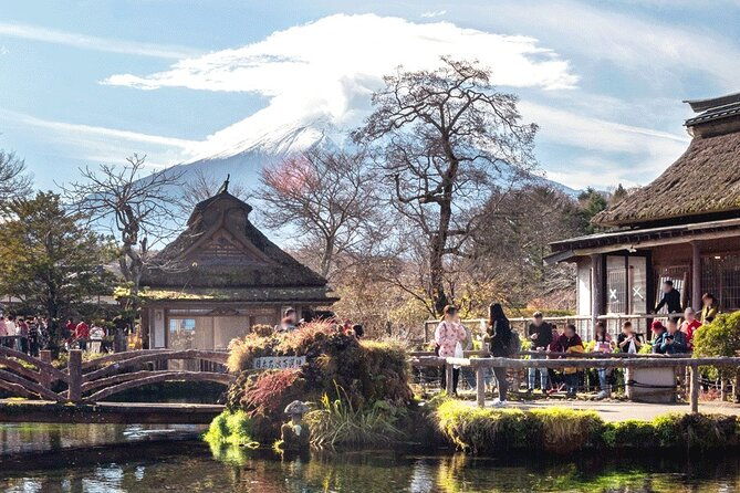 mt-fuji-tour-in-lake-kawaguchi-and-oshino-hakkai