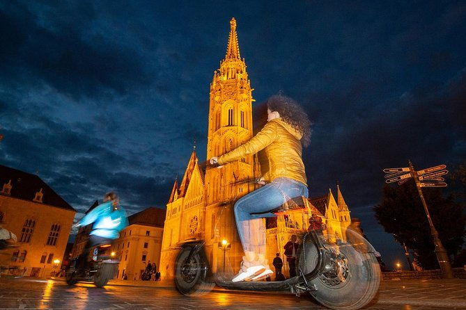 night-tour-in-budapest-on-monsteroller-e-scooter