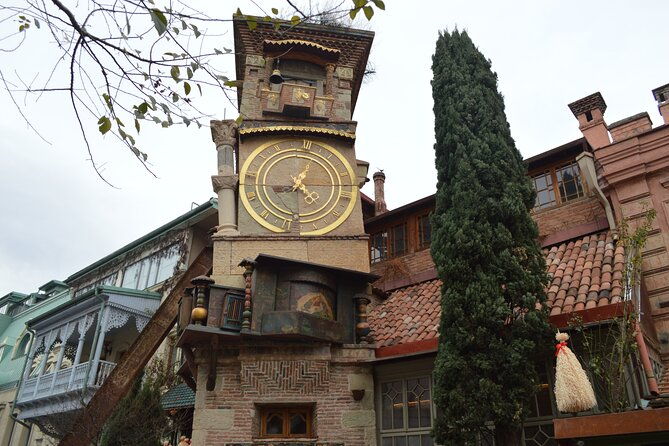 old-town-tbilisi-walking-tour-wine-tasting-with-a-local-guide