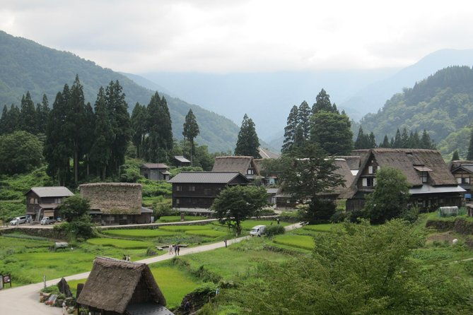 one-day-bus-tour-departing-from-kanazawa-station-shirakawa-go-and-gokayama-two-world-heritage-villages-enjoyable-bus-tour