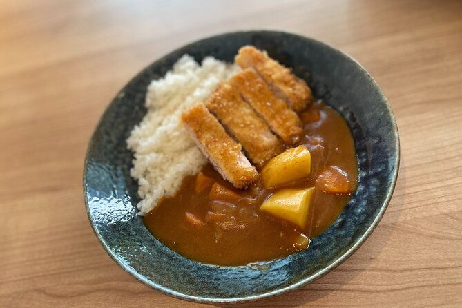 osaka-cooking-classkatsu-curry-bento-okonomiyaki-store-tour