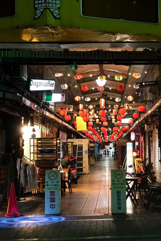 Osaka: Historical Red Light District and Ghetto Walking Tour