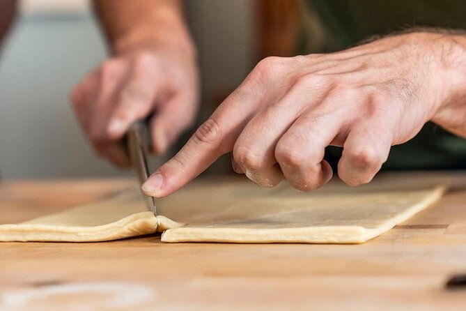 paris-croissant-small-group-baking-class-with-a-chef