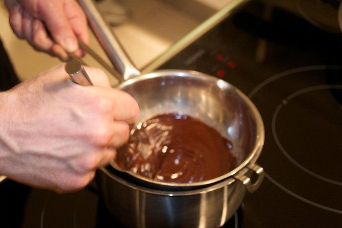 paris-evening-cooking-class-french-dinner-and-market-visit-option
