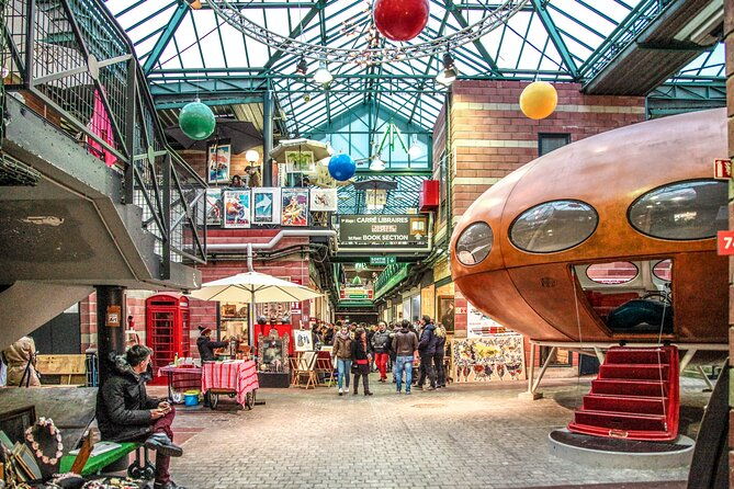 paris-iconic-saint-ouen-flea-market-small-group-walking-tour