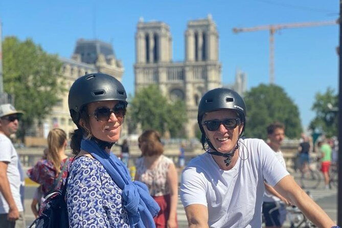 paris-sightseeing-family-friendly-guided-electric-bike-tour