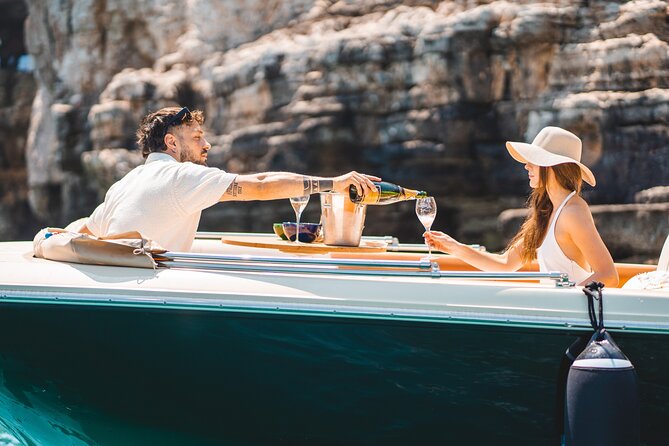 polignano-a-mare-private-cruise-with-champagne-2-hours