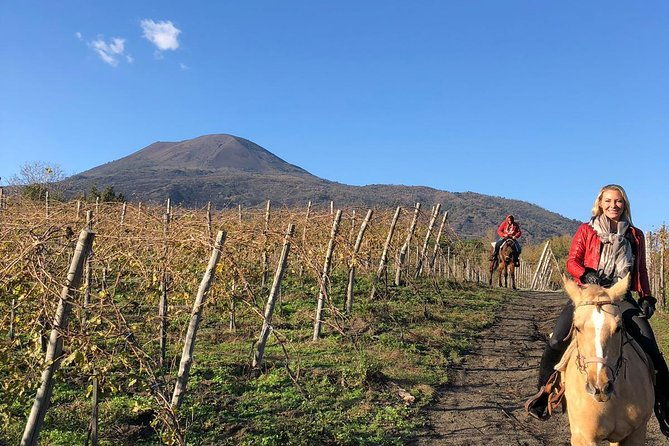 pompeii-guided-tour-horse-riding-on-vesuvius-with-lunch