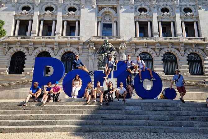 port-history-and-legends-walking-tour