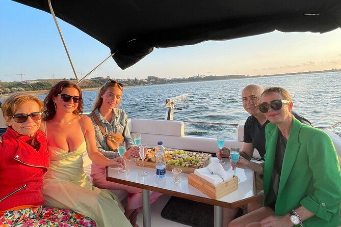 porto-private-yacht-tour-with-tastings-1-10-people