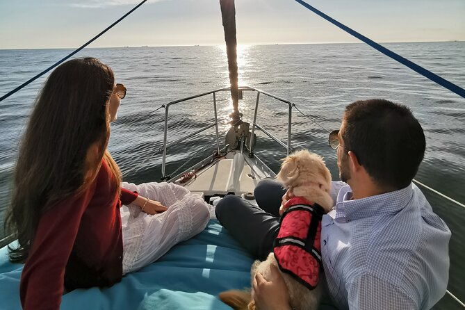porto-sunset-or-daytime-charming-sailboat-cruise-on-the-douro-river