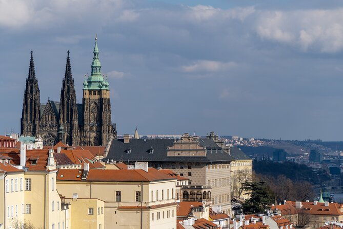 prague-castle-grounds-highlights-%ef%b8%8fsmall-group-with-pragueway