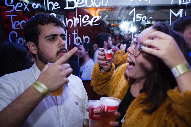 prague-pub-crawl-with-free-unlimited-drinks-and-cocktails