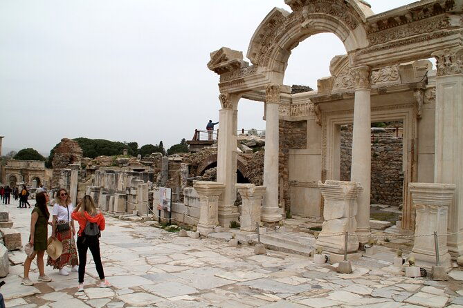 private-ephesus-and-house-of-virgin-mary-tour-skip-the-line