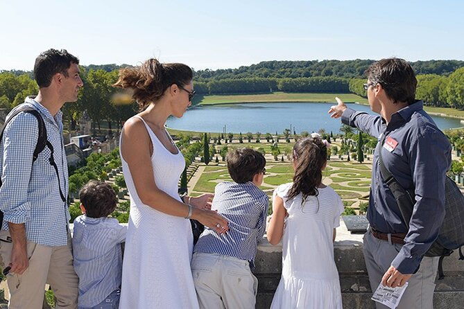 private-half-day-trip-to-versailles-from-paris-with-macarons
