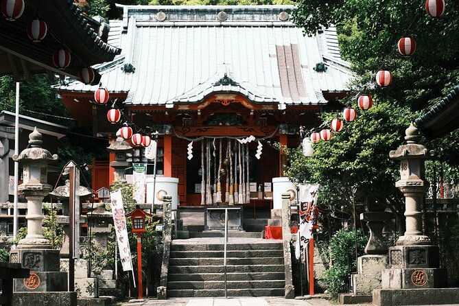 private-hiking-and-cultural-immersion-at-historical-port-town
