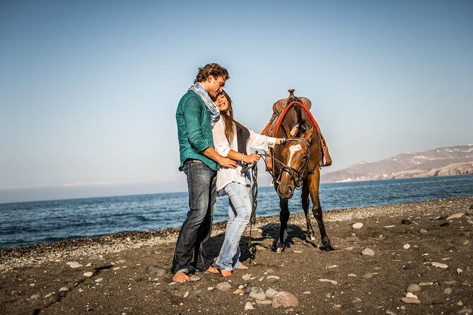 private-horse-riding-experience-in-santorini