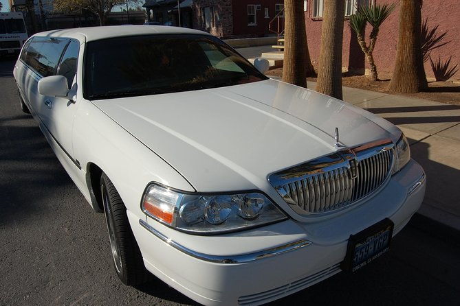 private-las-vegas-hotel-to-airport-luxury-limousine-transfer
