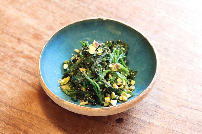 private-market-tour-japanese-cooking-w-aki-in-a-beautiful-home