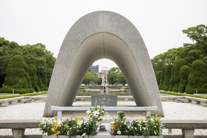 private-sightseeing-walking-tour-in-hiroshima-with-a-guide