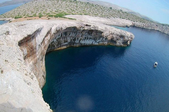private-speedboat-tour-to-national-park-kornati-islands