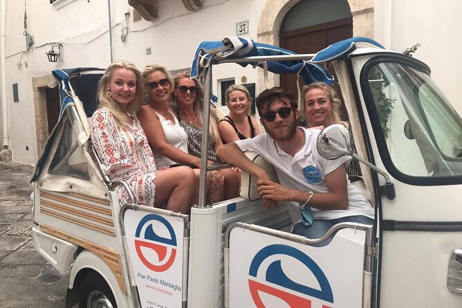 private-tour-of-the-medieval-village-of-ostuni-by-tuk-tuk