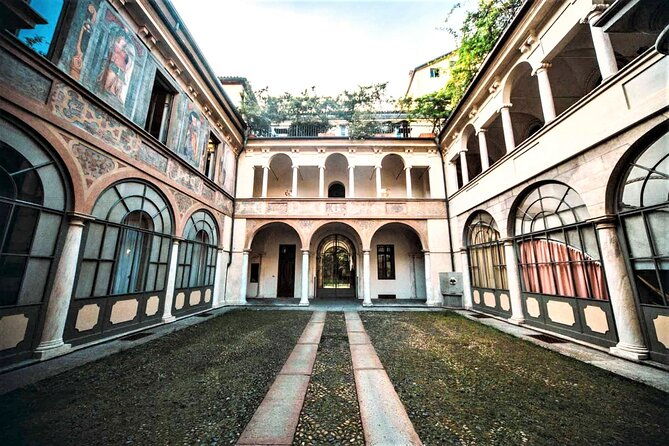 private-tour-of-unusual-and-hidden-turin-for-curious-people