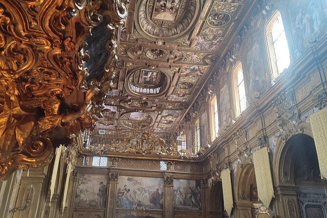 private-walking-tour-of-ancient-naples-with-an-expert-guide