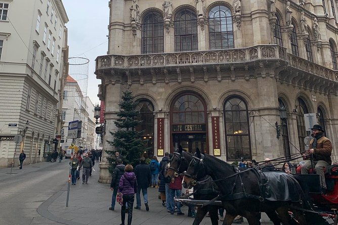 private-world-war-ii-walking-tour-in-vienna
