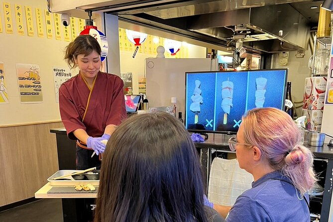 sake-tasting-and-yakitori-onigiri-making-experience