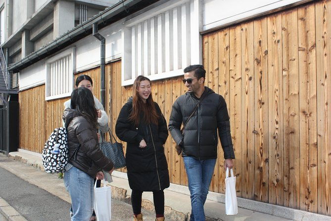 sake-tasting-tour-at-local-breweries-in-kobe