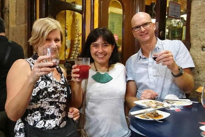 san-sebastian-pintxos-tour-for-gourmets-in-the-old-town