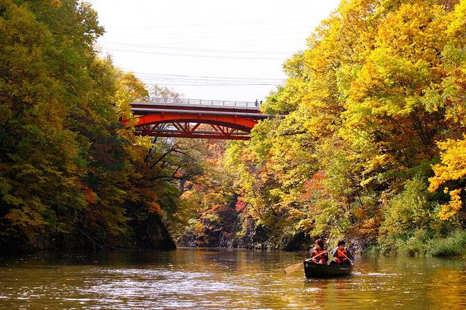 sapporo-private-sightseeing-tour-in-onsen-with-special-package