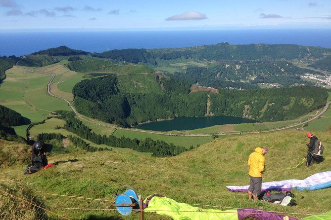 scenic-trails-of-sete-cidades-half-day-jeep-adventure