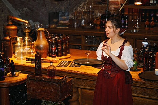 shared-activity-riga-black-balsam-18th-century-degustation