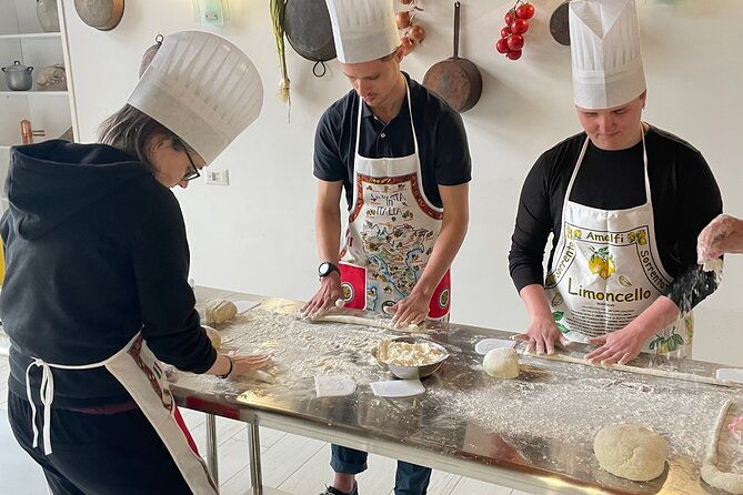 shared-cooking-class-with-fresh-garden-ingredients-in-sorrento