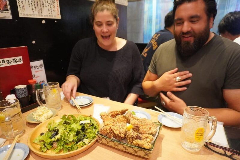 shinjuku-nightlife-tour-with-izakaya-karaoke-bar-and-ramen