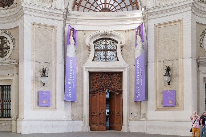 skip-the-line-empress-sisi-museum-hofburg-gardens-tour
