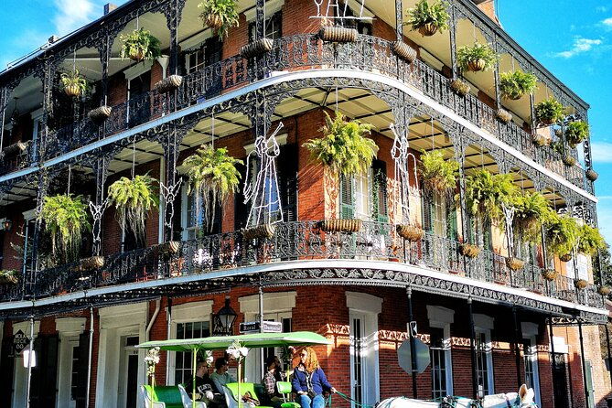 small-group-french-quarter-history-walking-tour