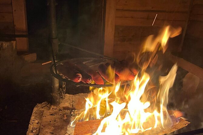 small-group-snowshoeing-and-reindeer-farm-visit