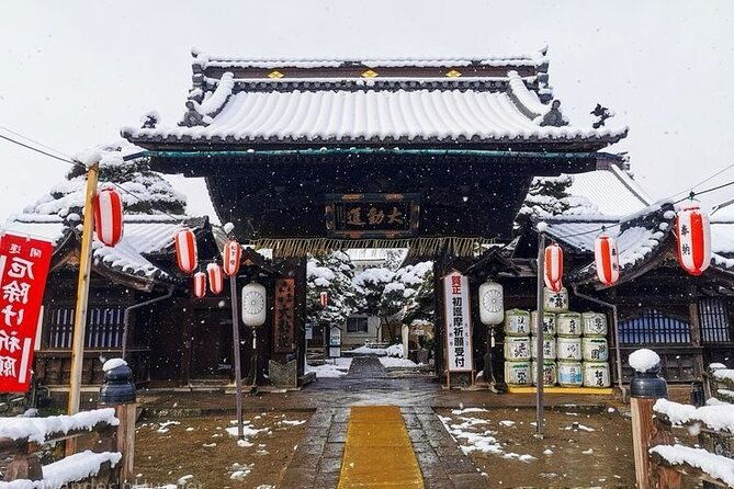 snow-monkey-park-zenkoji-temple-nagano-pvt-full-day-tour