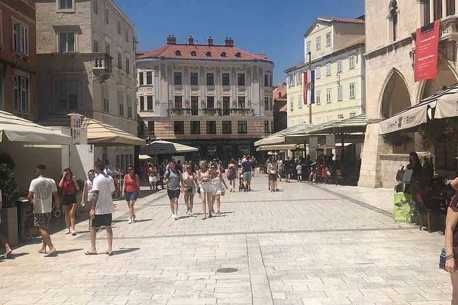 split-history-and-gastro-small-group-tour-with-food-and-drinks