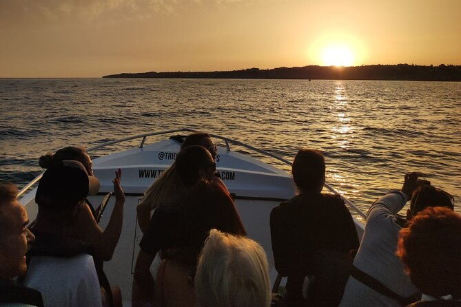 sunset-benagil-caves-boat-tour-from-armacao-de-pera