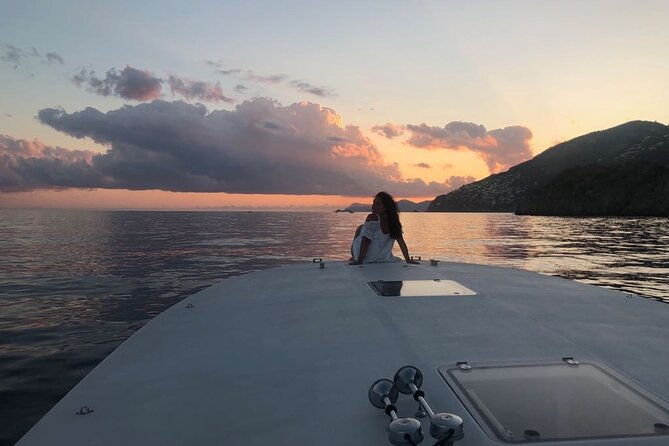 sunset-cruise-dinner-stop-depart-from-any-amalfi-coast-town
