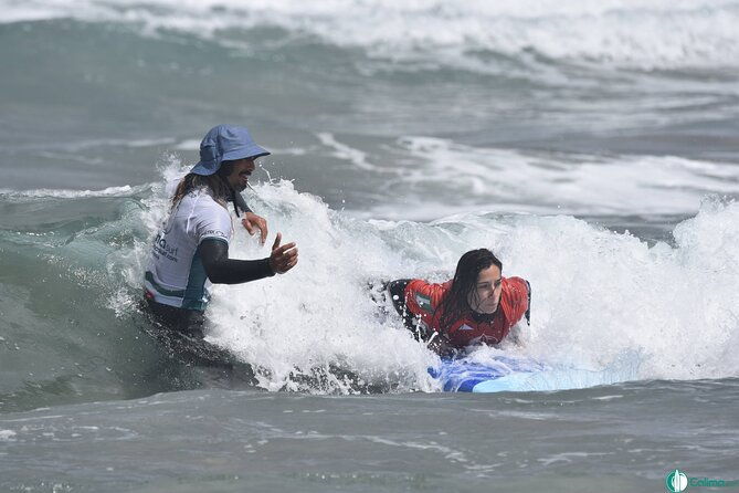 surf-class-in-famara-915-1200-or-1145-1430-2h-class